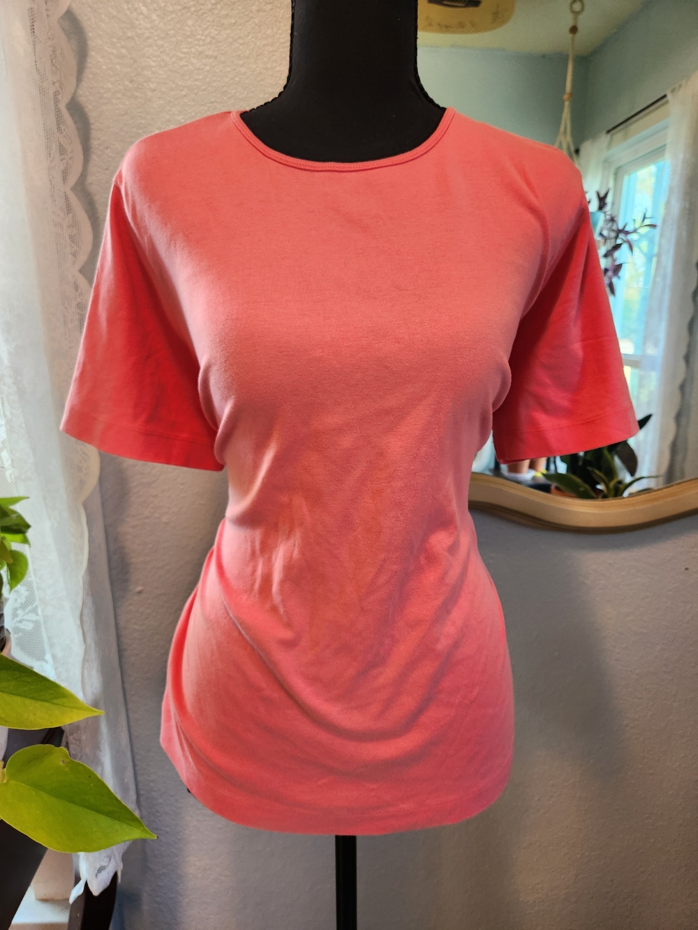 Kate Hill Coral Pink Short-Sleeve Crewneck Tee